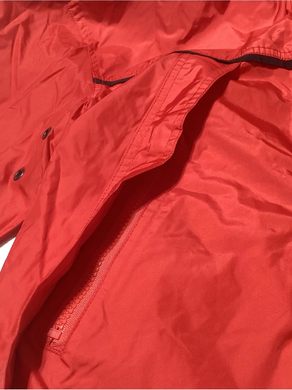 Eddie Bauer Size XS Red Windbreaker Hooded Jacket Front Zip Closure - Picture 7 of 8